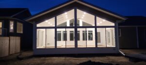 Dueck-W-Curtain-Wall-Lights-scaled